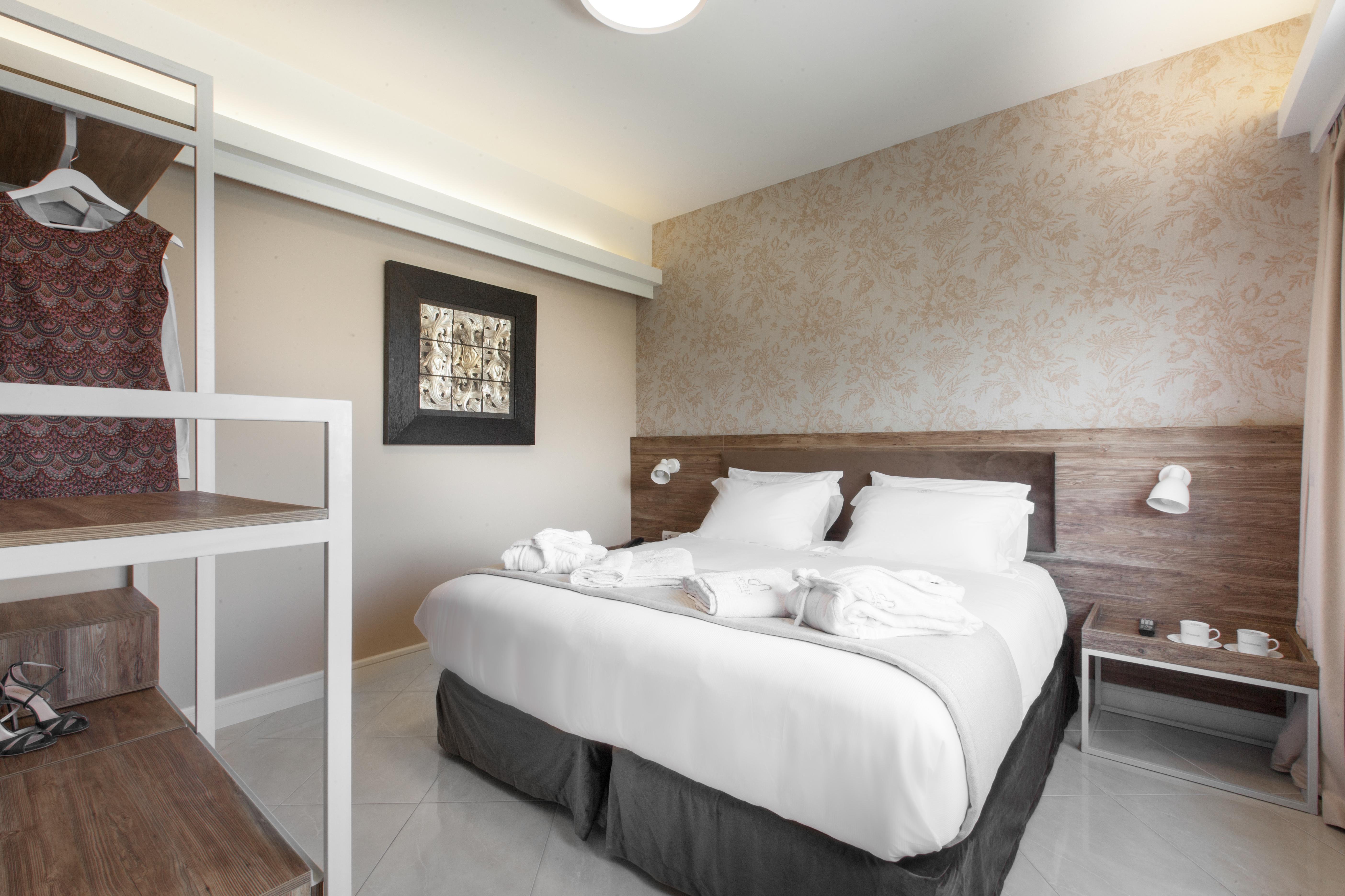 Garden City Resort Каламата Стая снимка