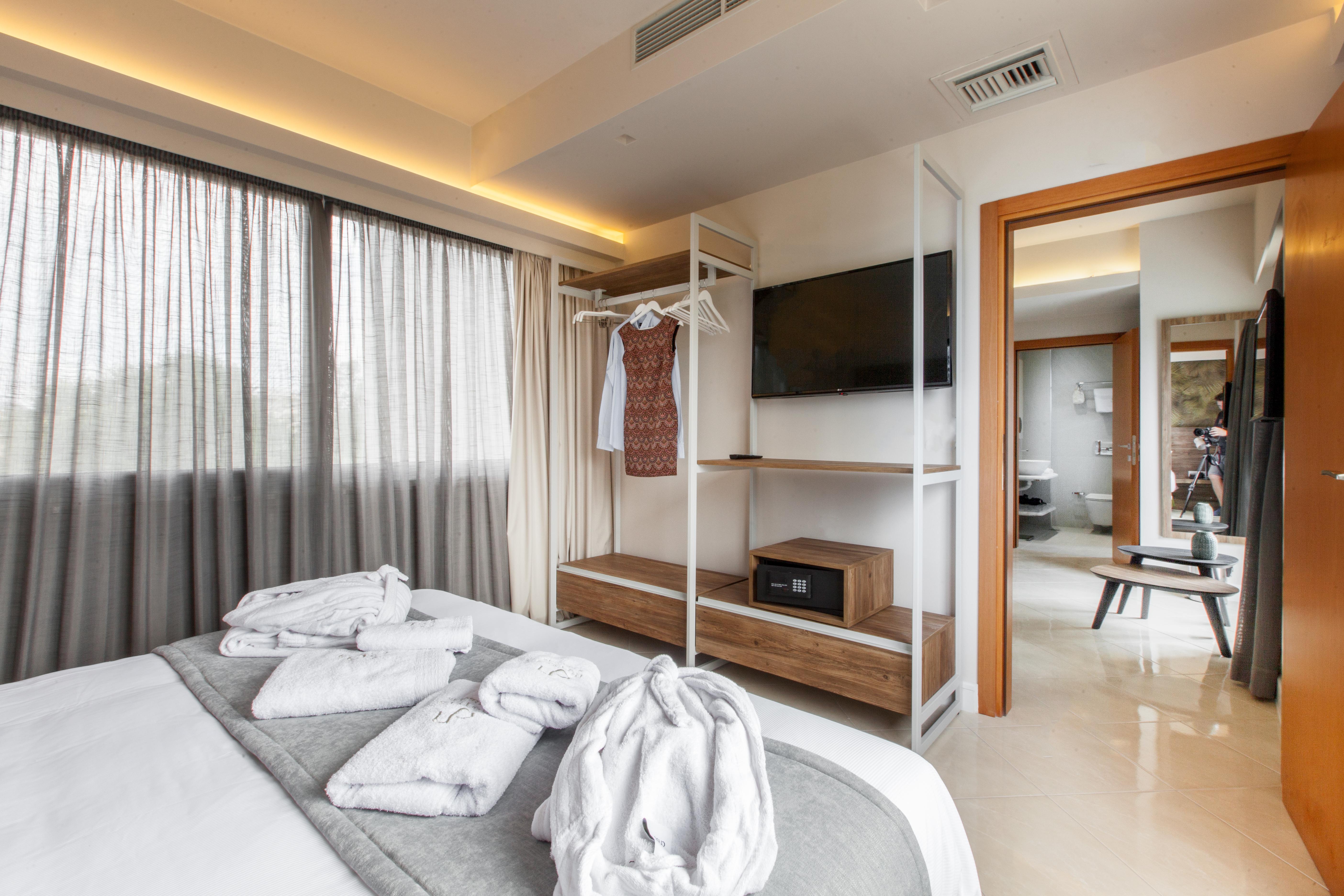 Garden City Resort Каламата Екстериор снимка